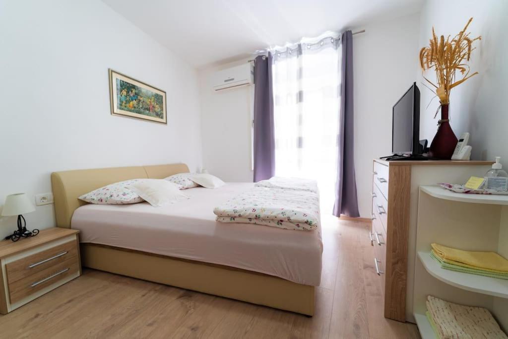 Charming Apartment In Old Town Split Exterior photo